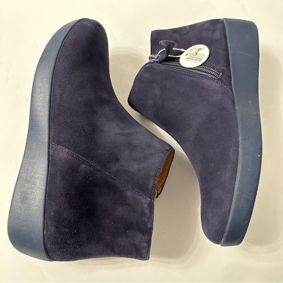 Fitflop Sumi Booties Blue Suede Size 8.5 Walking Comfort Slip Resistant - Picture 5 of 10